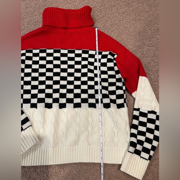 Women's SHEIN rolled turtle neck pointelle knit sweater - Picture 3 of 10